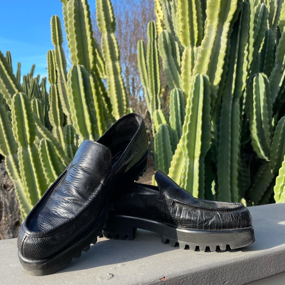 Beautiful, vintage crocodile leather designer platform loafers!